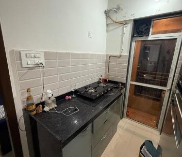 Mira Road East Appartement | Top floor Heaven Paradise 180