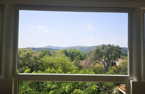 Le Lavandou Appartement | APPARTEMENT 2 CHAMBRES DE 80 M2 AVEC PISCINE PRIVÉE+ JARDIN PRIVÉ