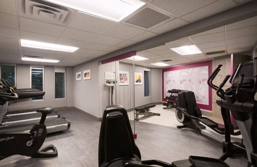 Lake Forest Maison | Top Lake Oswego rooms Minutes to Portland!!