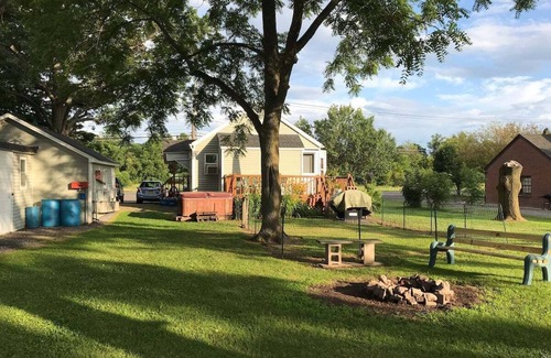 Waterloo Maison | Top of the Fingerlakes, relaxing retreat.