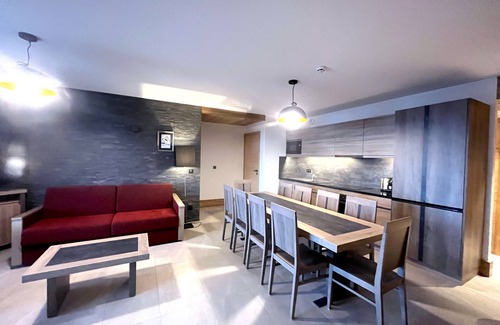 La Plagne-Tarentaise Chalet De Ski | Chalet Haut de gamme Emeraude la Plagne, 10 personnes