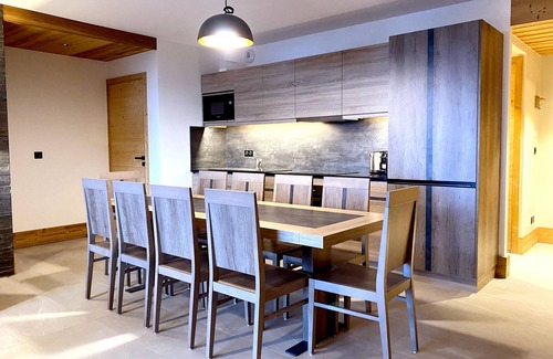 La Plagne-Tarentaise Chalet De Ski | Chalet Haut de gamme Emeraude la Plagne, 10 personnes