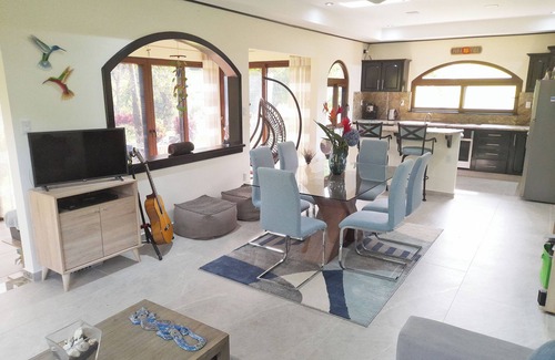 Tronadora Maison | Top Rated - Stunning Lake Arenal 2 Bed Country House
