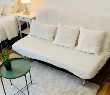 Homburg Appartement | Top renoviertes Apartement in bester Lage von Homburg- 5 Fußminuten zur Uniklinik