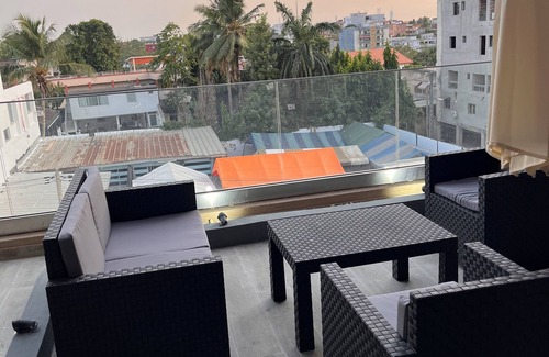 Angre Appartement | Top Spot Cocody - Private terrace and minibar - Unique decor