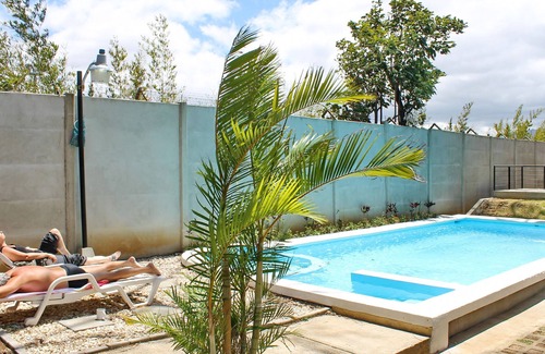 Heredia Copropriété | TOP VALEUR! EMPLACEMENT ET CONFORT PARFAITS ET SÉCURITAIRES w / AC * & Pool & Free Airport Bienvenue!*