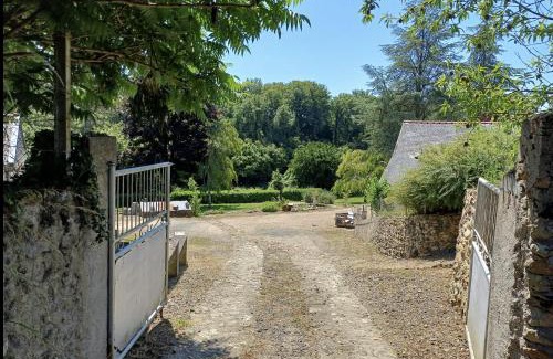 Fontevraud-l'Abbaye Maison | Topette, a tantôt.