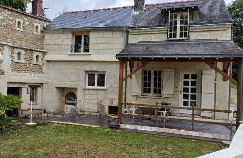 Fontevraud-l'Abbaye Maison | Topette, a tantôt.