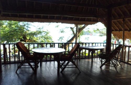 Padangbai Hôtel | Topi inn