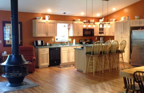 Catawissa Cottage | 'Topl' In 'Cottage Creek Side-