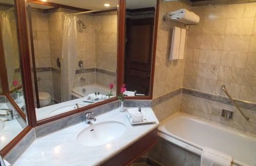 Phitsanulok Hôtel | Topland Hotel & Convention Centre