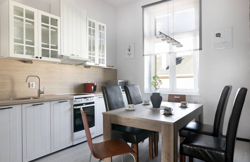 Warszawskie Appartement | Large Apartment next to Main Station - 85 m2, Topolowa