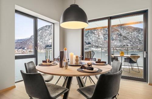 Sogndal Appartement | Toppleilighet på bryggen i Sogndal med fantastisk utsikt
