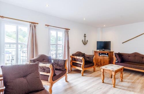 Hoveton Maison | Topsail-18150