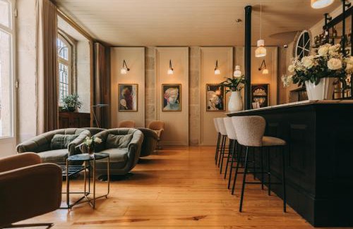 Guimaraes Maison | Torel Royal Court