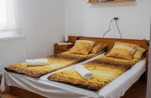 Vlahita Maison | Tornácos Vendégház