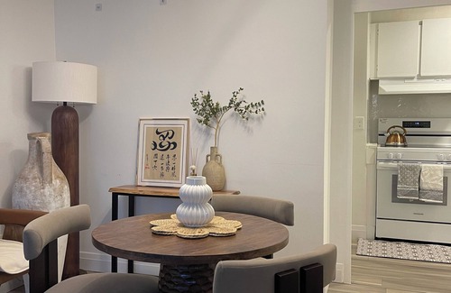Forest Hill South Appartement | Toronto 1 bed 1bath condo with 1 parking near Casa Loma closer to subway