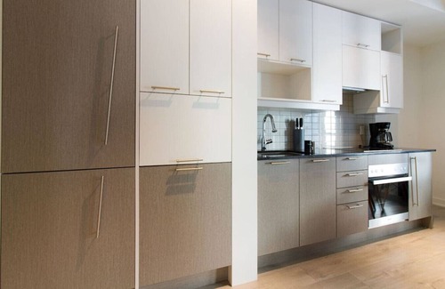 Financial District Appartement | Elegant 1BR Apt with Balcony near Rogers Centre