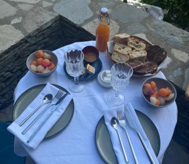 Pino Lit Et Petit-Déjeuner | Torra di Ciocce