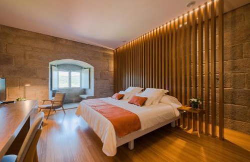 Tomino Hôtel | Torre de Tebra
