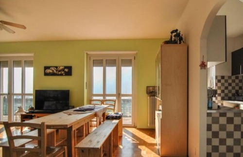 Torre Pellice Appartement | TORRE PELLICE Alloggio incantevole con parcheggio privato
