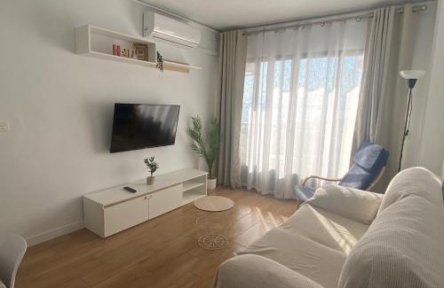 Torrenueva Appartement | Torrenueva con vistas a la playa
