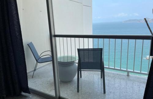 Club Deportivo Appartement | Torres gemelas - Suite equipada con vista a la bahía