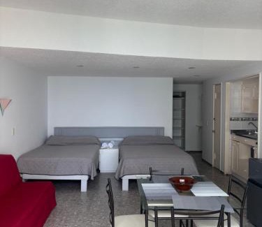 Club Deportivo Appartement | Torres gemelas - Suite equipada con vista a la bahía