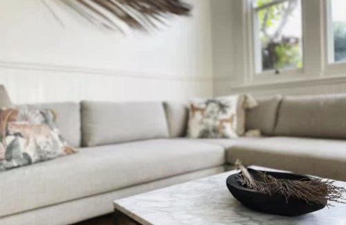 Merewether Maison | Tosca Elegant Merewether Beach House with Pool