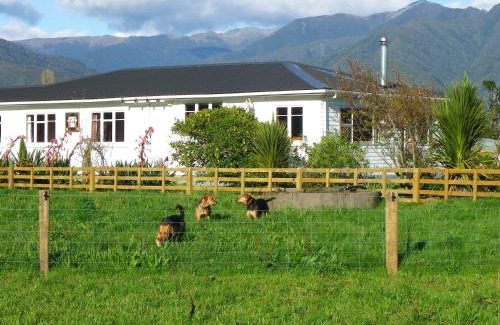 Takaka Maison | Totara Glen