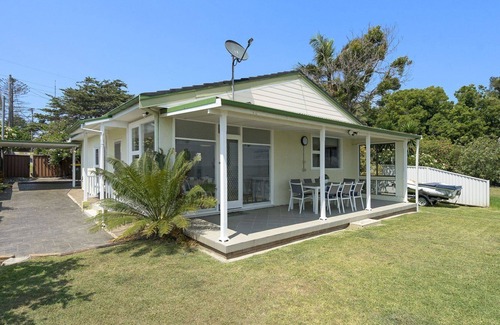Toukley Appartement | Toukley Lakefront House, Toukley
