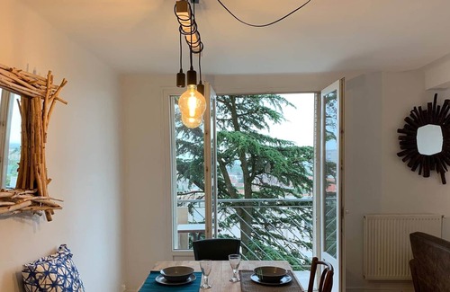 Guilhemery Appartement | Toulouse Centre Superbe Appartement rénové avec Parking et vue unique