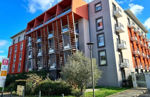 Toulouse East Appartement | Le refuge urbain de Toulouse - ancien appartcity