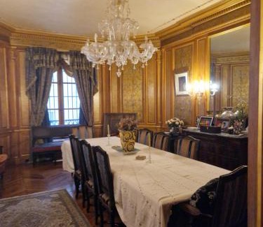 16th Arrondissement Appartement | Tour Eiffel luxury
