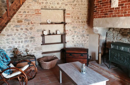 Badinieres Maison | Tour of the Middle Ages, romantic or family atmosphere, in the Isère countryside