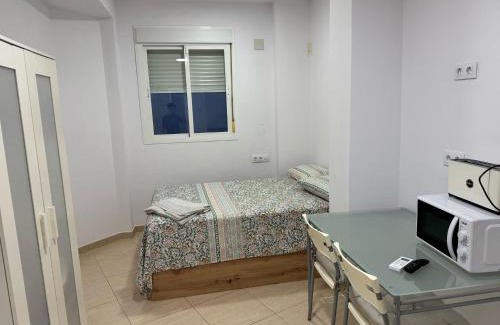 Dos Hermanas Appartement | TourismCasa