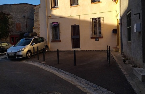 Ille-sur-Tet Maison | Tourist town near PERPIGNAN.