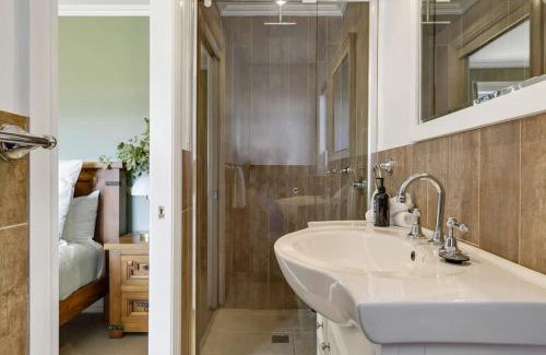 Canobolas Maison | Towac Cabin 1- Scenic Escape, Picturesque Views