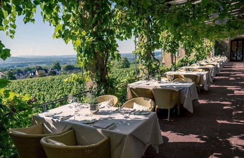 Johannisberg Maison | Tower room - Castle & Guesthouse by Schwarzenstein