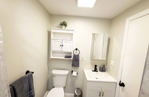 Newton Appartement | Town & Country Andover Studio Unit