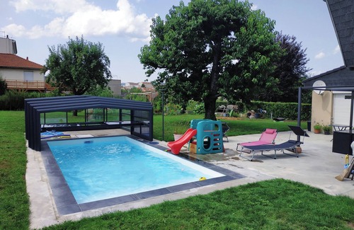 La Pradelle Maison | Housing on the outskirts of town, quick freeway access