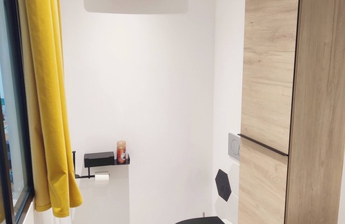 La Pradelle Maison | Housing on the outskirts of town, quick freeway access