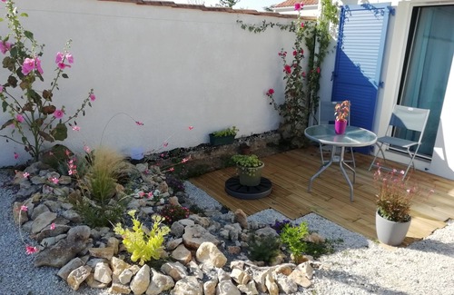 Goise-Champommier-Champclairot Maison | Maison en ville avec jardin et piscine chauffée