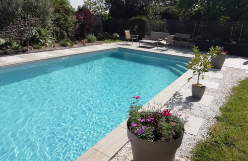 Goise-Champommier-Champclairot Maison | Maison en ville avec jardin et piscine chauffée