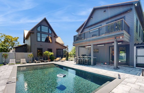 Lewes Maison | Town of Lewes home with private pool, patio and balcony