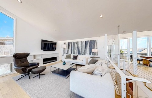 South Bethany Maison | Town of South Bethany --- 402 N Ocean Dr