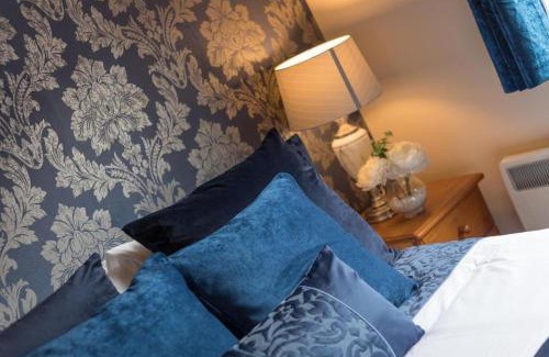 Galway City Centre Appartement | Town Square Townhouse - Best Location in Galway