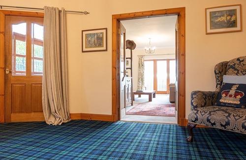 Thornhill Cottage | Townhead Mill - a cottage that sleeps 6 guests in 3 bedrooms