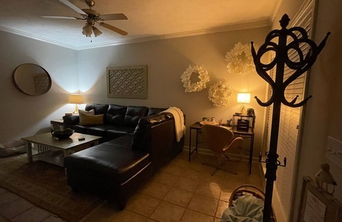 Oxford Maison | Townhome: 2 Bedrooms, 2.5 Baths, Close to Campus