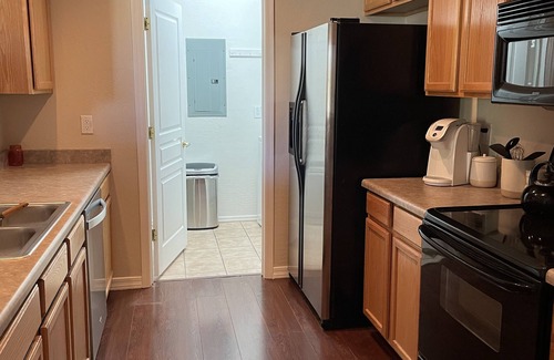 Provinces Master Community Maison | Townhome away from home! Near downtown Chandler/Gilbert. Heated pool and jacuzzi